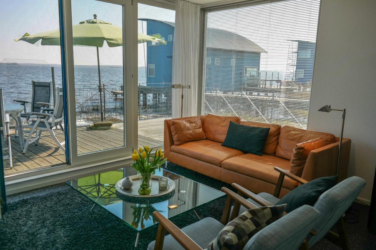 6 Pers. Waterfront Home Seeblick, Equipped Stilt House On The Water Anjum Esterno foto