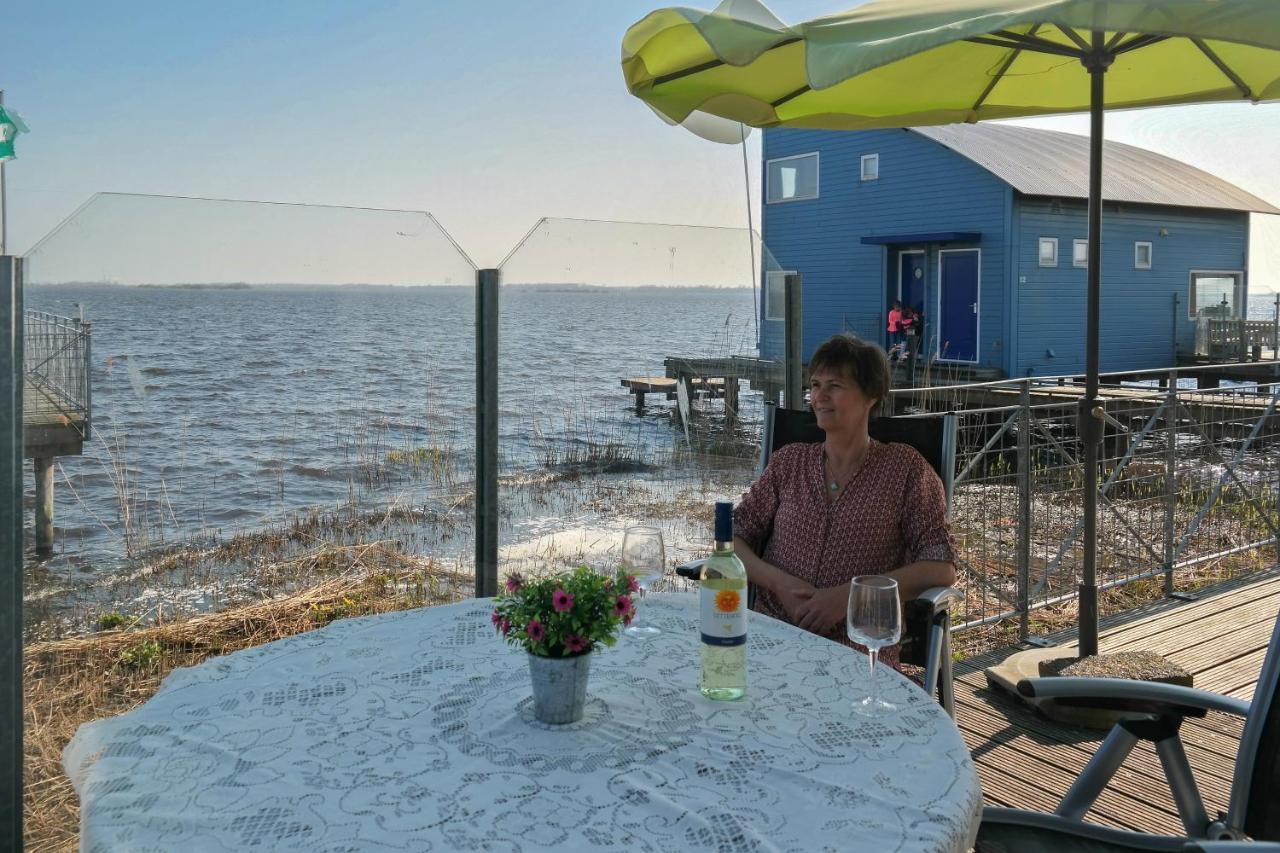 6 Pers. Waterfront Home Seeblick, Equipped Stilt House On The Water Anjum Esterno foto